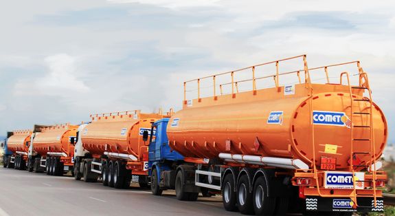 Exportation d’un lot de semi-remorques citernes hydrocarbures COMET de 45.000 L au Bénin. 