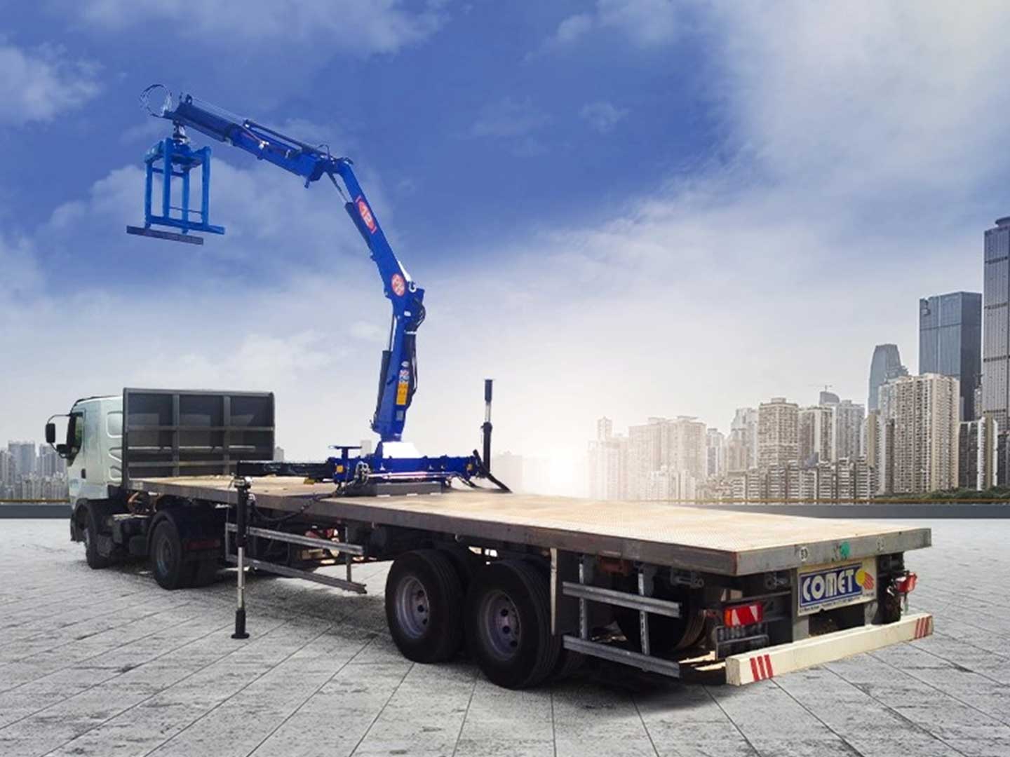 plateau_porte_grue_interne Camion plateau équipé de gru