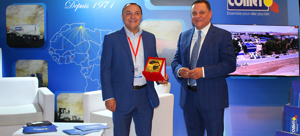 COMET Participe à l’Événement FITA 2025, Remportant le Prix de l’Entreprise de l’Année